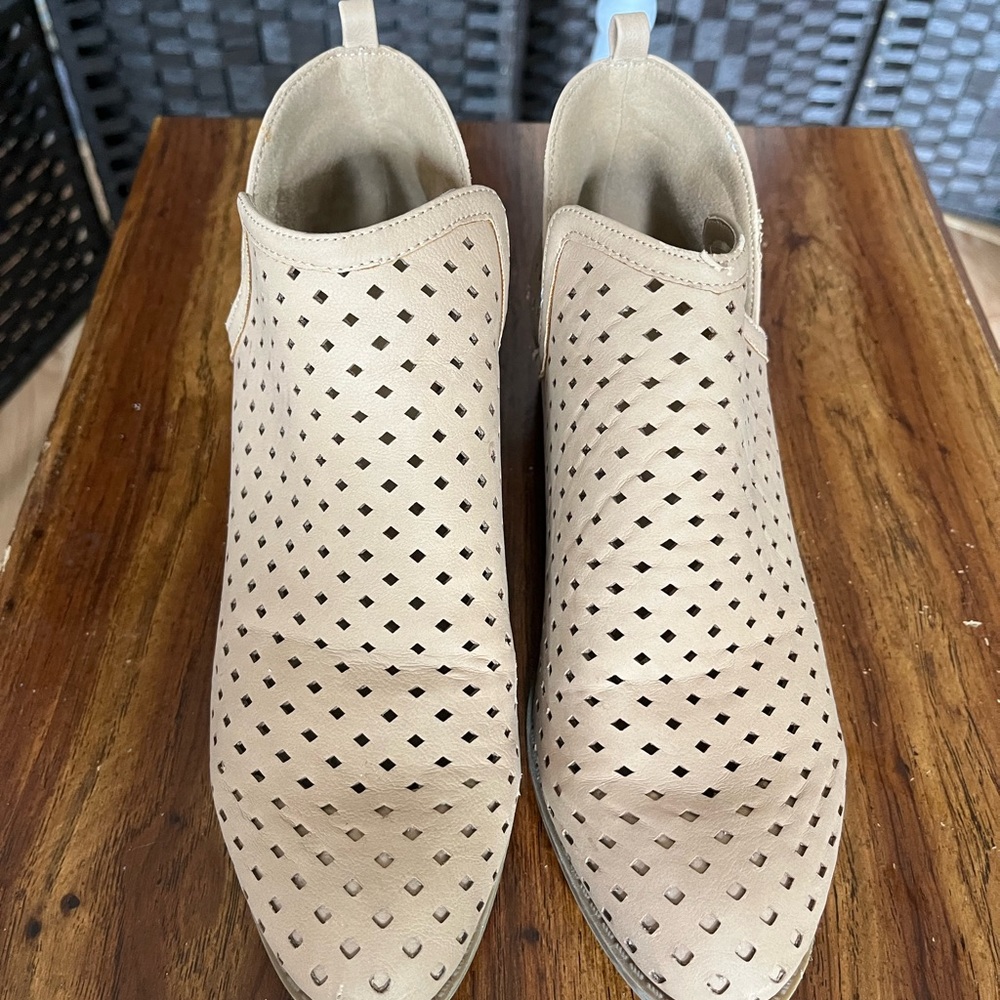 Arizona Jean Company Tan Ankle Booties with Perforated Design